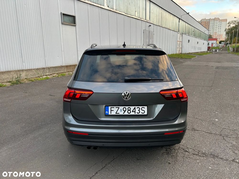 Volkswagen Tiguan - 5