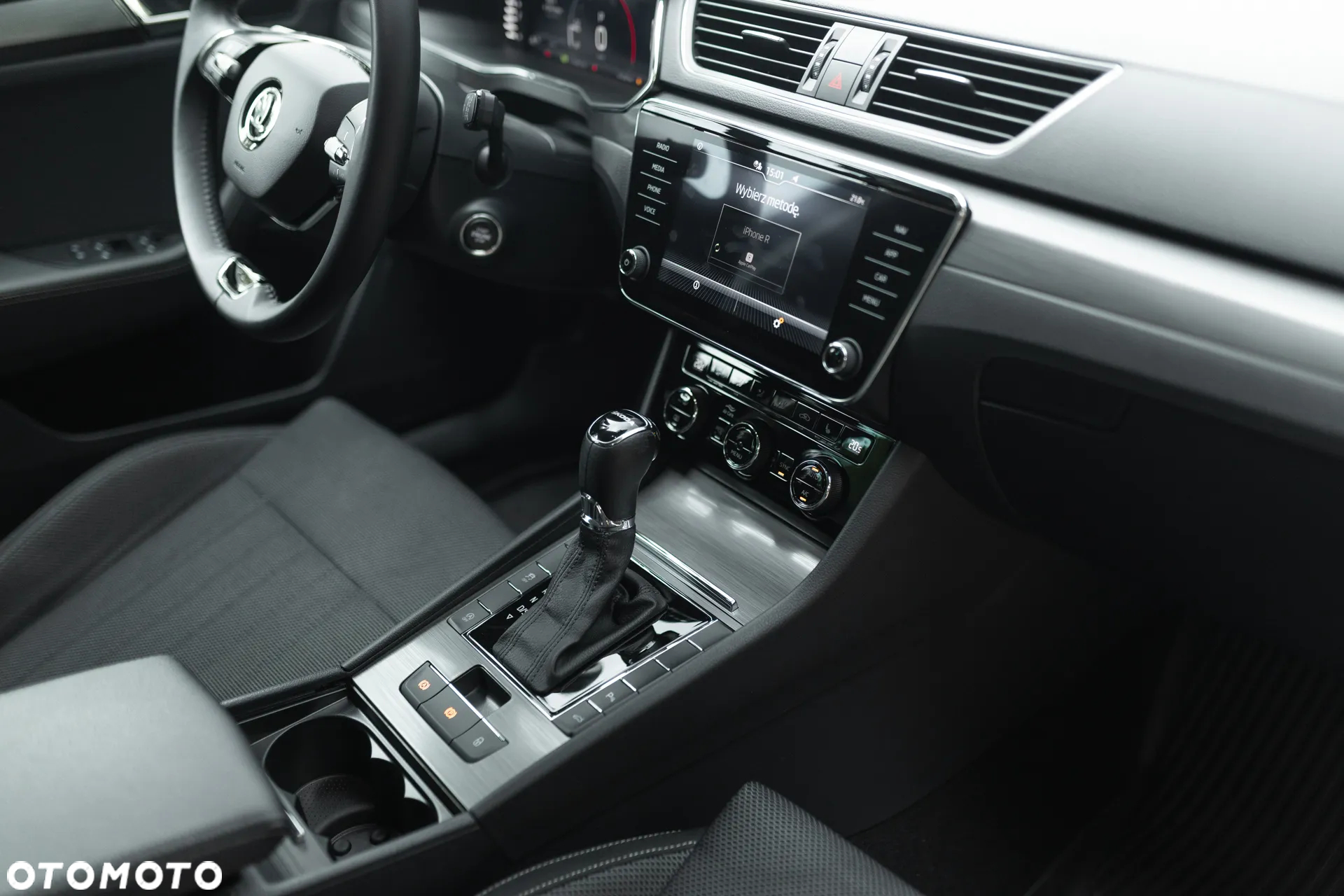 Skoda Superb 2.0 TDI SCR Style DSG - 14