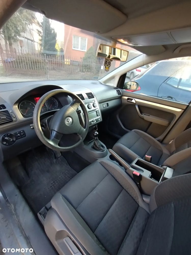 Volkswagen Touran 1.9 TDI - 16