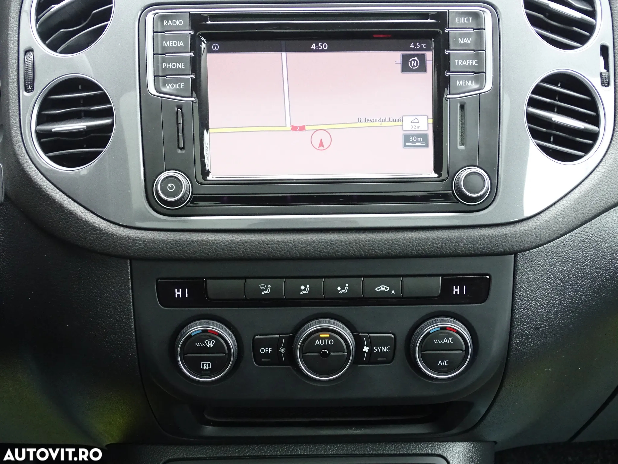 Volkswagen Tiguan 1.4 TSI BlueMotion Technology Trend & Fun - 14