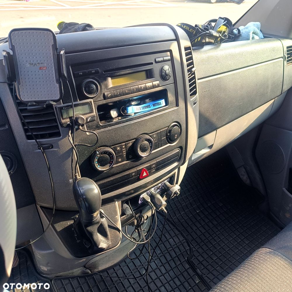 Mercedes-Benz Sprinter - 9