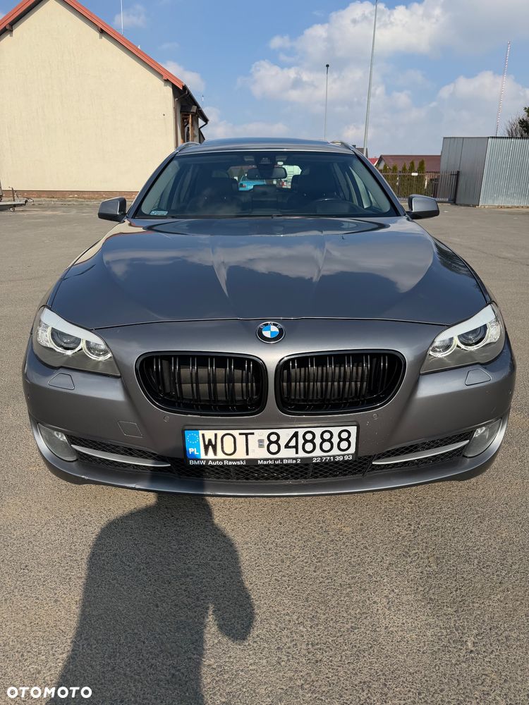 BMW Seria 5 525d xDrive Sport-Aut - 14