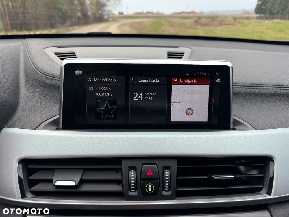 BMW X1 xDrive28i Sport Line - 24