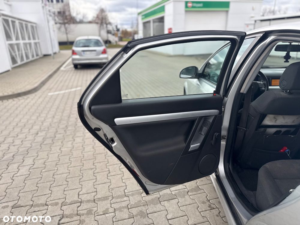 Opel Vectra 1.8 Sport/GTS - 14