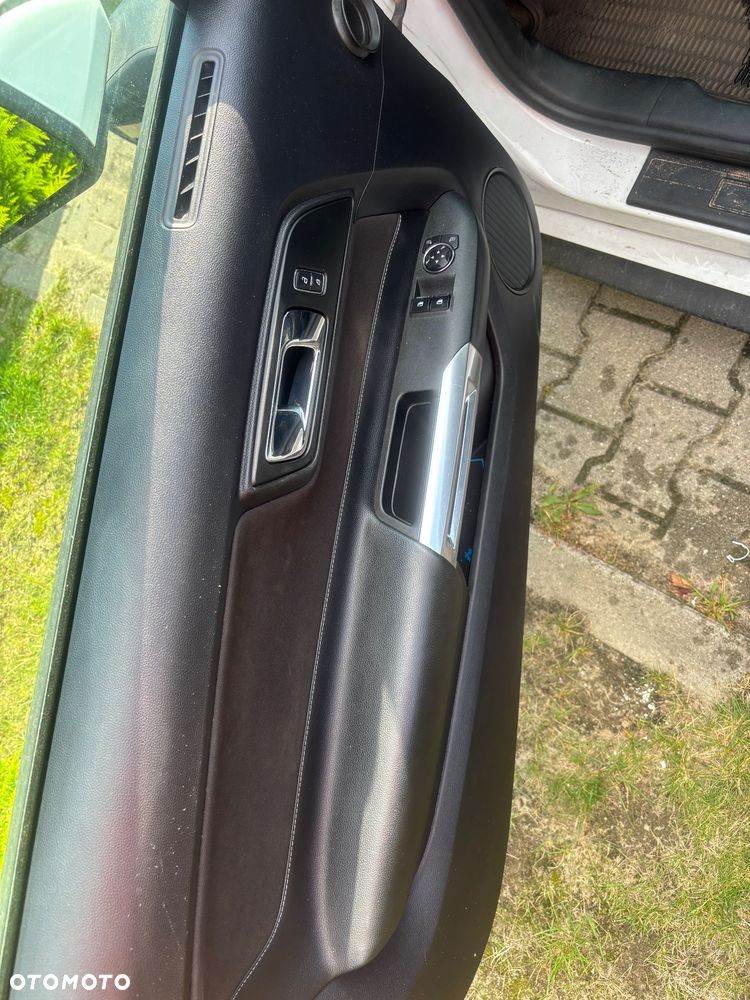 Ford Mustang 3.7 V6 - 15