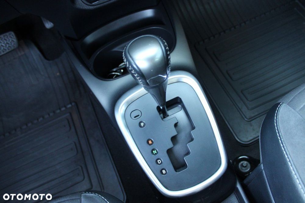 Toyota Yaris - 21