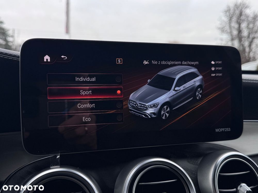 Mercedes-Benz GLC 200 d - 30