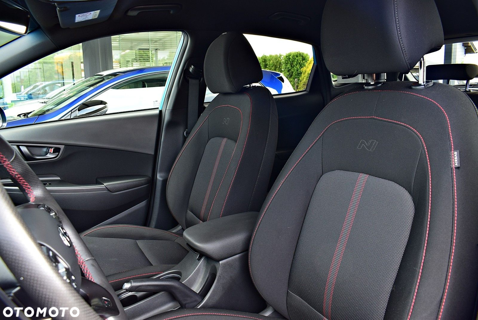 Hyundai Kona - 11