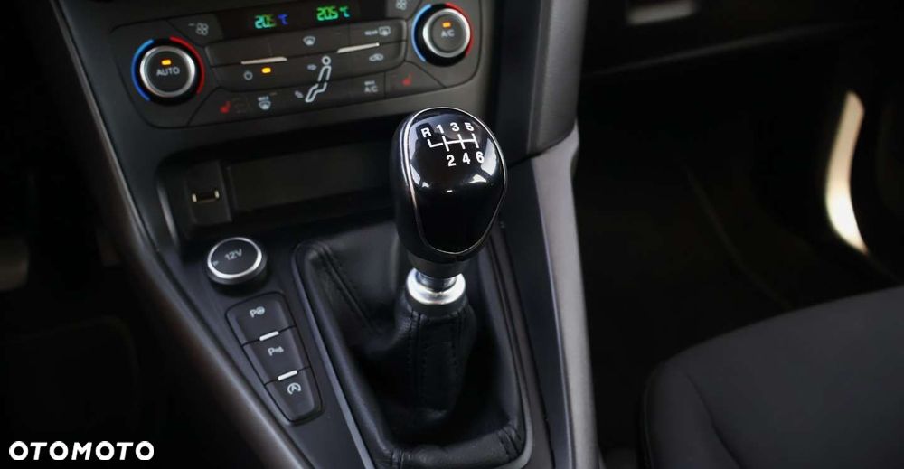 Ford Focus - 29