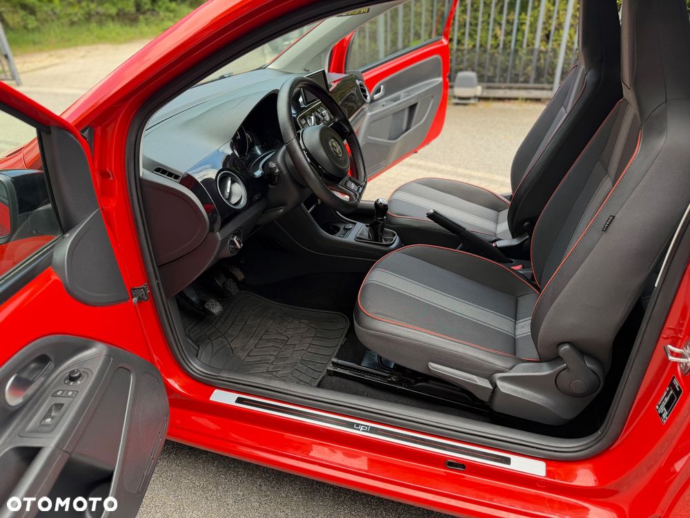 Volkswagen up! 1.0 move - 15
