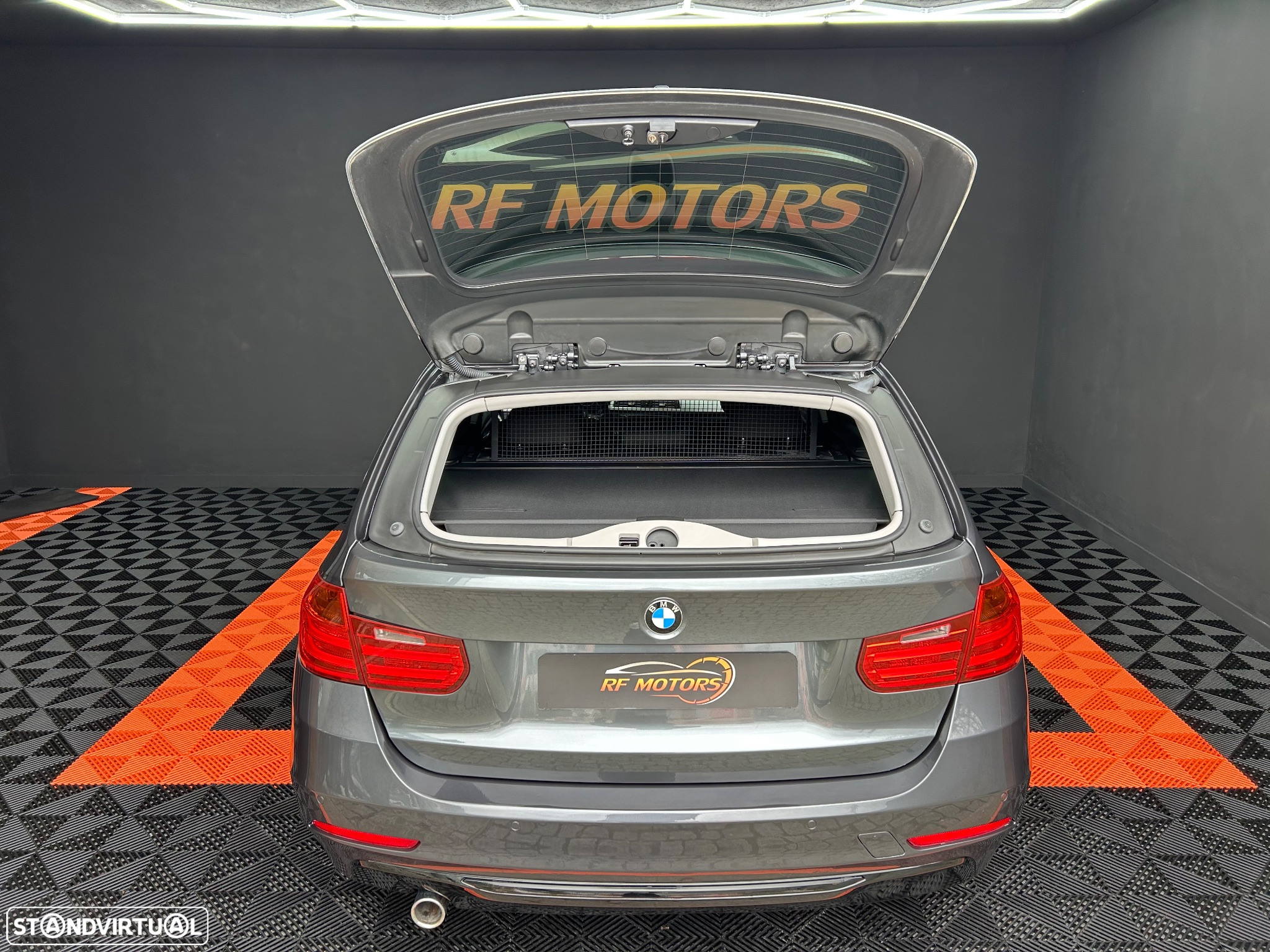 BMW 320 d Touring Auto Line Sport - 30