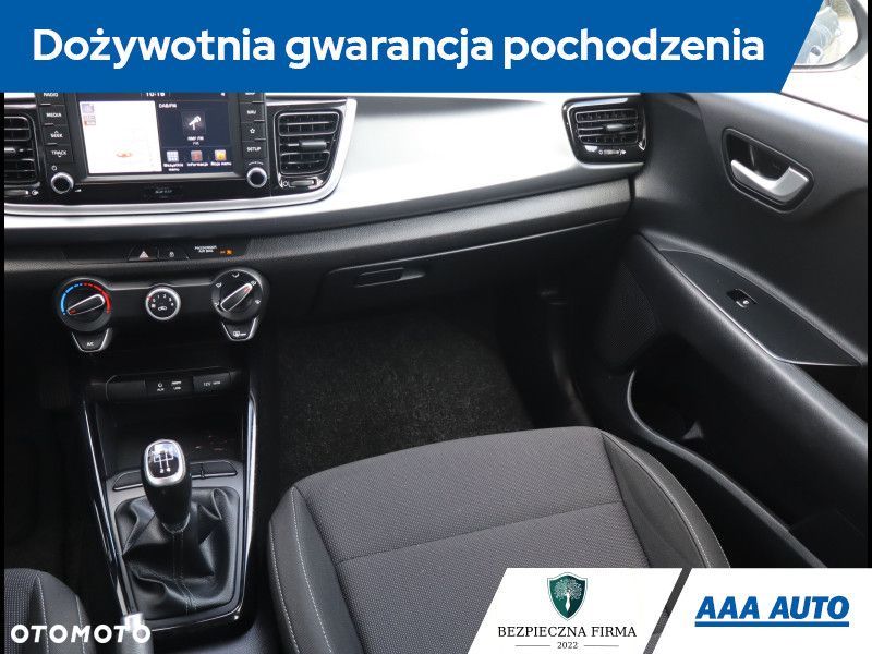 Kia Rio - 9