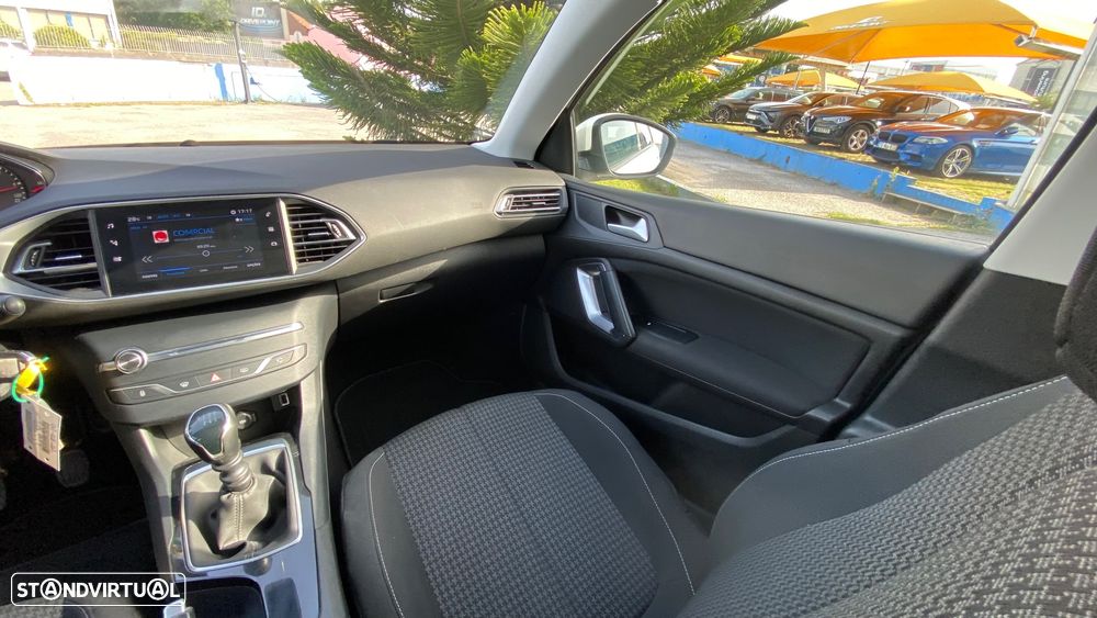 Peugeot 308 1.5 BlueHDi Business Line - 29