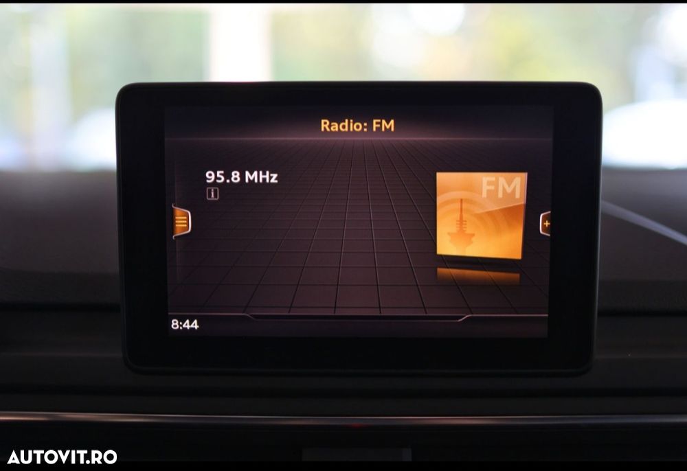 Audi A4 2.0 TDI DPF clean diesel S line Sportpaket - 14