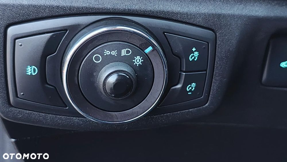 Ford Mondeo 2.0 Hybrid Trend - 32