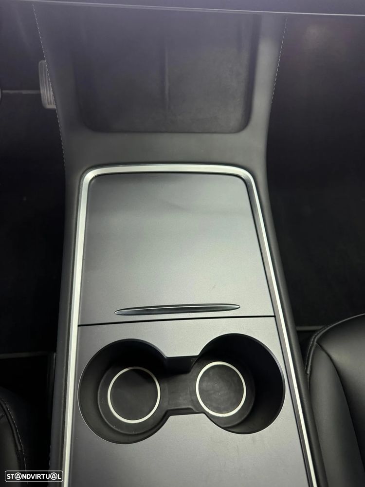 Tesla Model Y Performance Tração Integral - 12