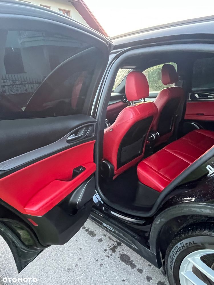 Alfa Romeo Stelvio 2.0 Turbo Veloce TI Q4 - 34