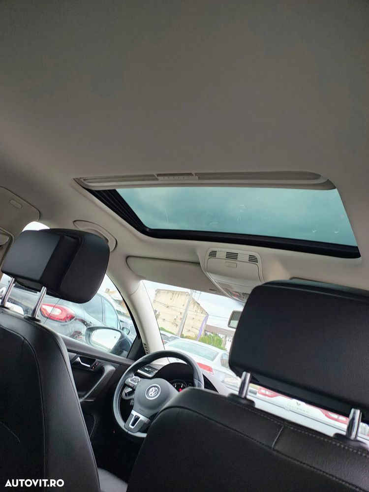 Volkswagen Passat 1.6 TDI DPF BlueMotion Technology Highline - 14