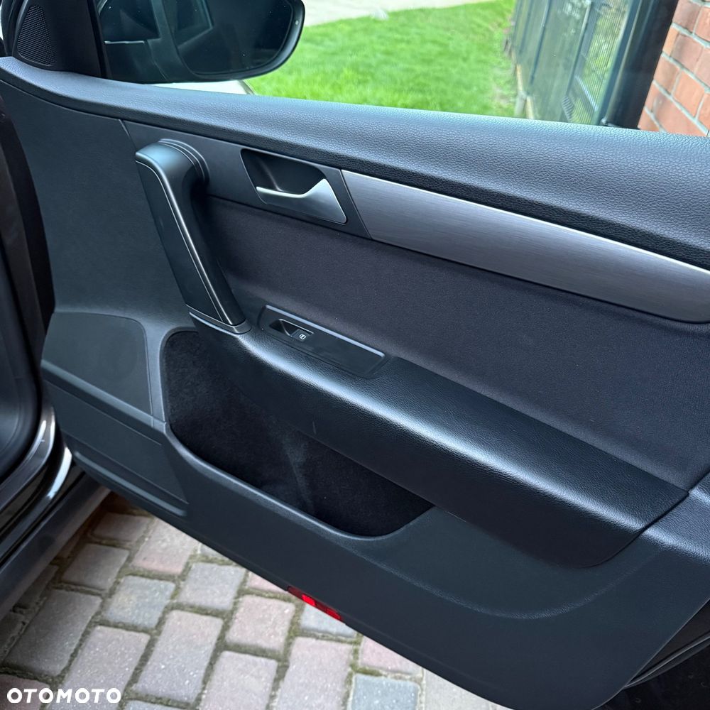 Volkswagen Passat 2.0 TDI Comfortline - 15