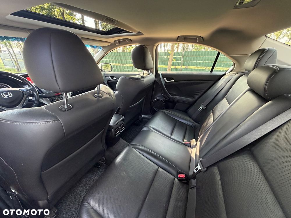 Honda Accord 2.0 Elegance - 9