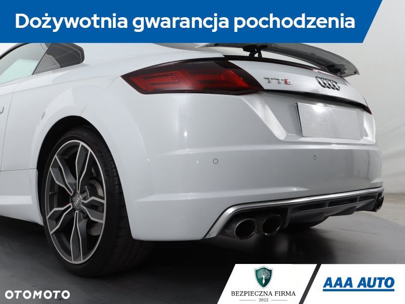Audi TT S Coupé - 32