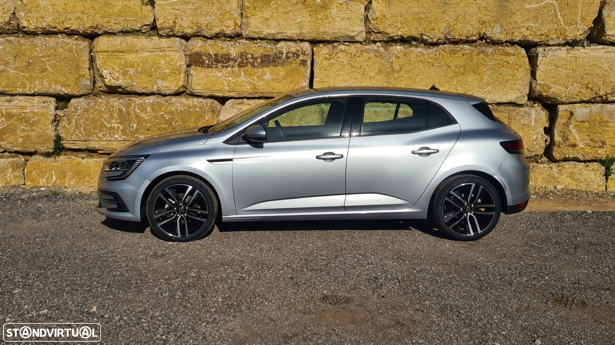 Renault Mégane 1.5 Blue dCi Intens EDC - 3