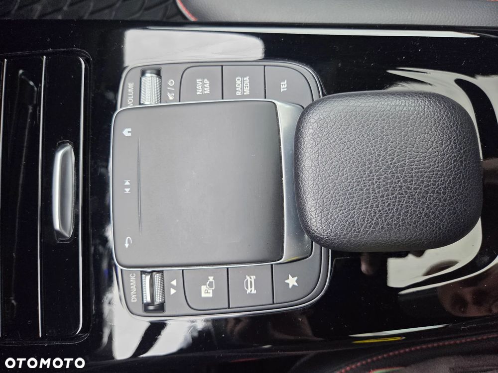 Mercedes-Benz Klasa A 250 4-Matic AMG Line 8G-DCT - 18