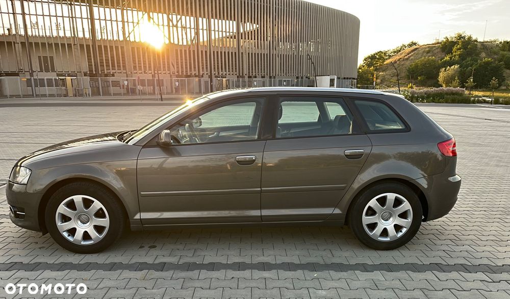 Audi A3 Sportback - 6