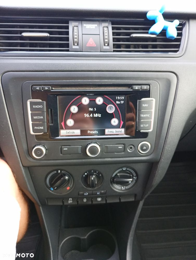 Skoda RAPID - 8