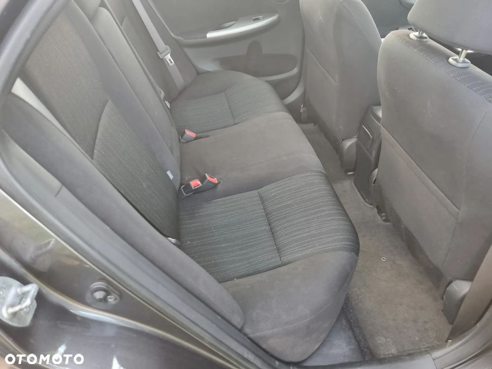 Toyota Corolla 1.6 VVT-i Terra Start - 9