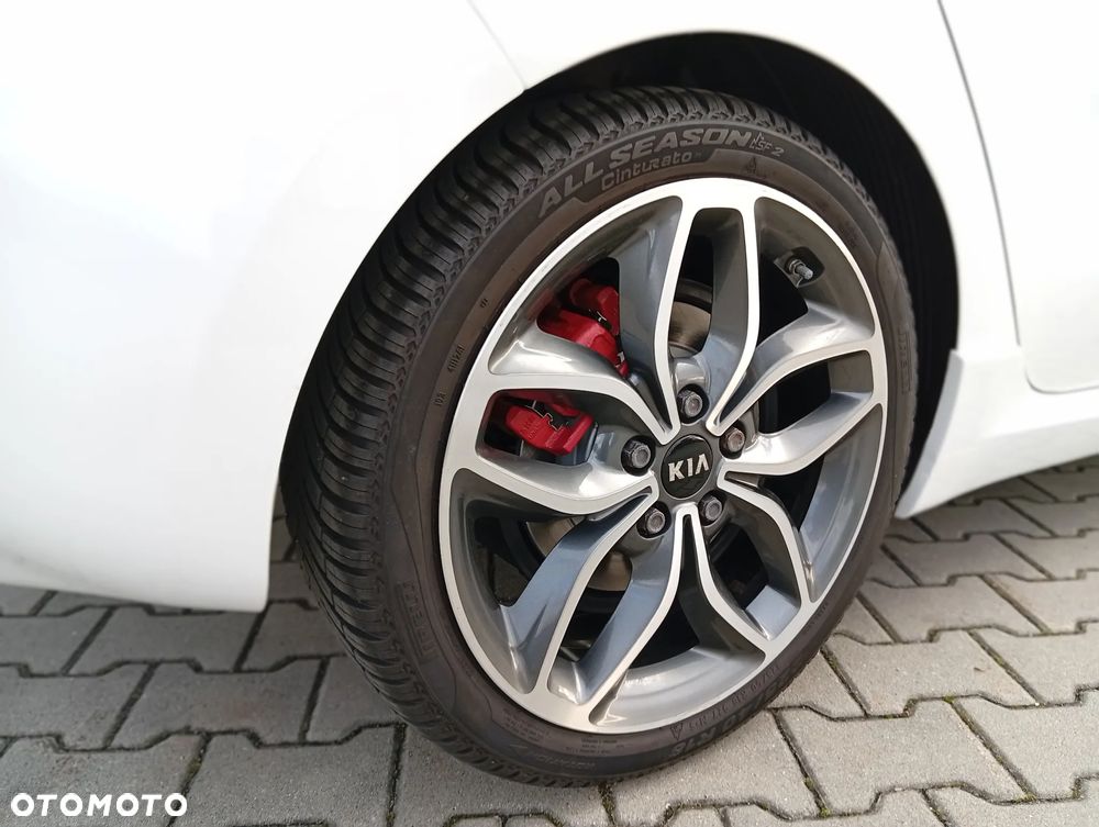 Kia Ceed Cee'd 1.6 T-GDI GT - 15