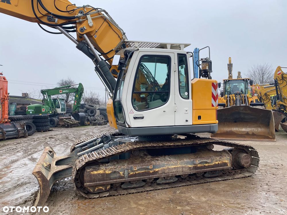 Liebherr R924 COMPACT, 2014 ROK, PŁUG, RAMIĘ 3X ŁAMANE, Z NIEMIEC - 21