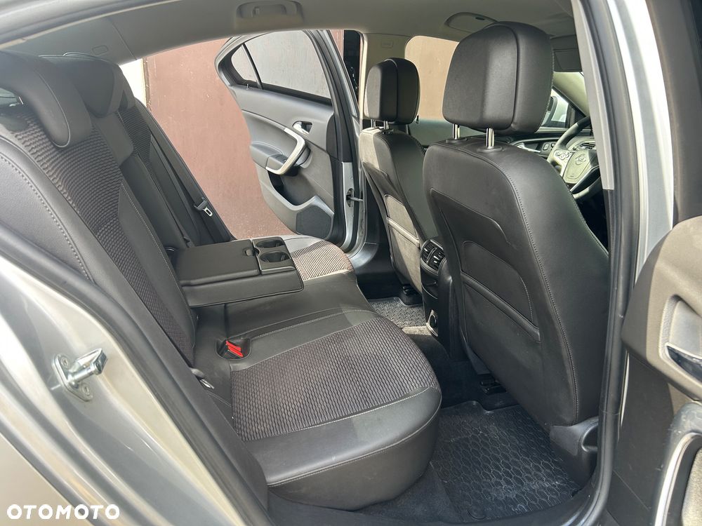 Opel Insignia 2.0 T Cosmo - 13
