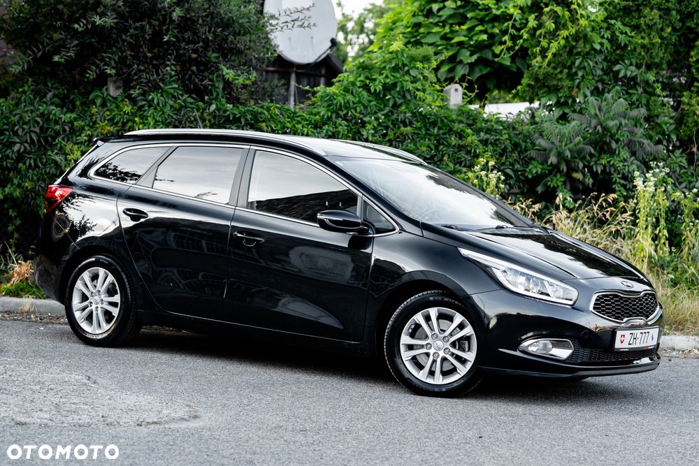 Kia Ceed 1.6 GDI DCT Platinum Edition - 5