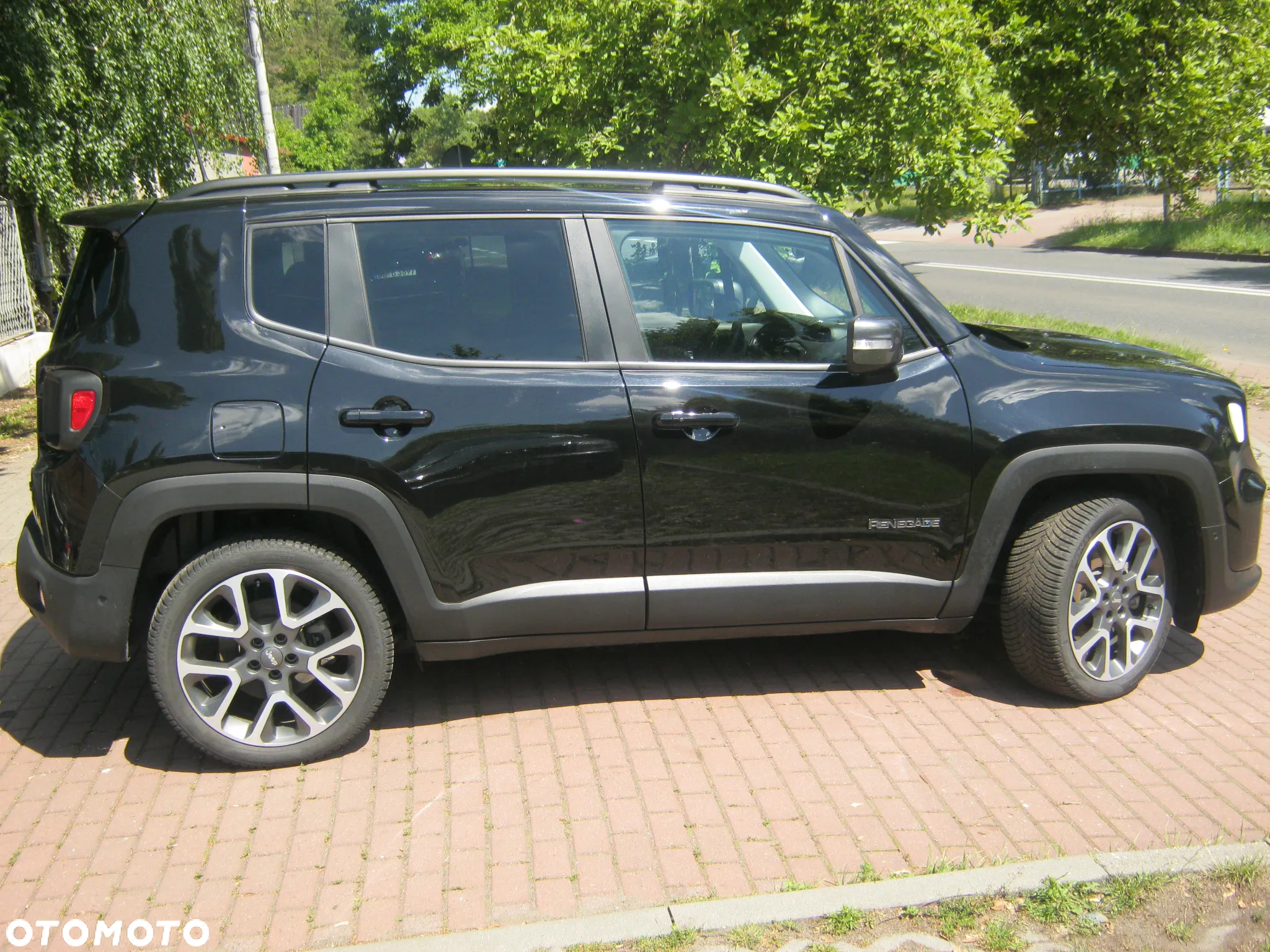 Jeep Renegade - 12