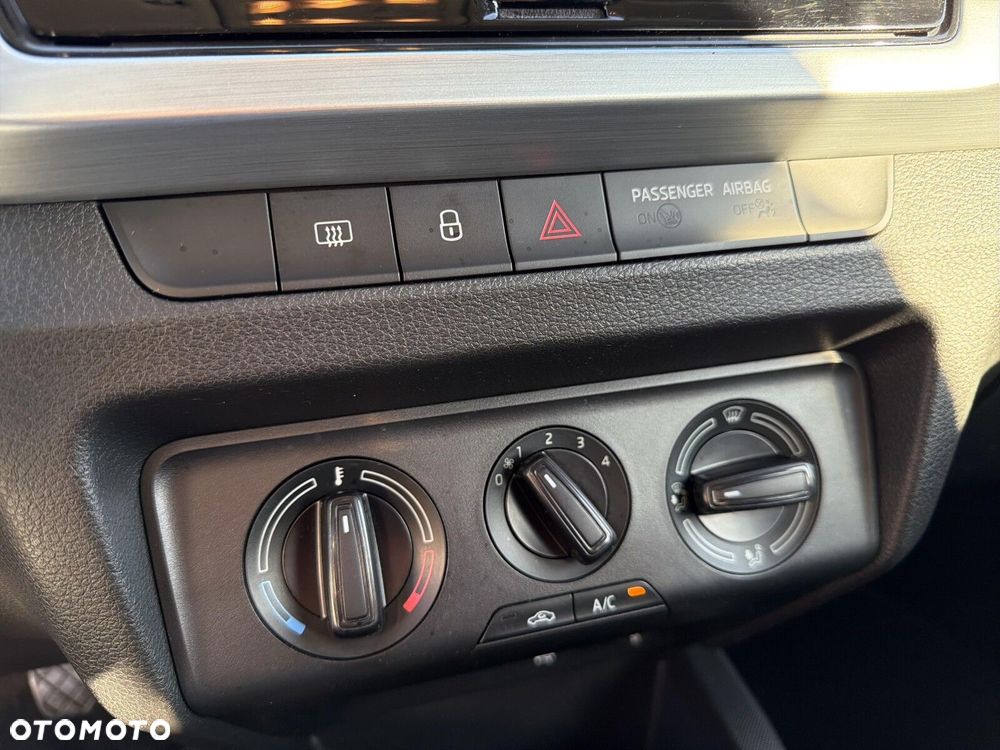 Skoda Fabia 1.0 TSI Ambition - 29