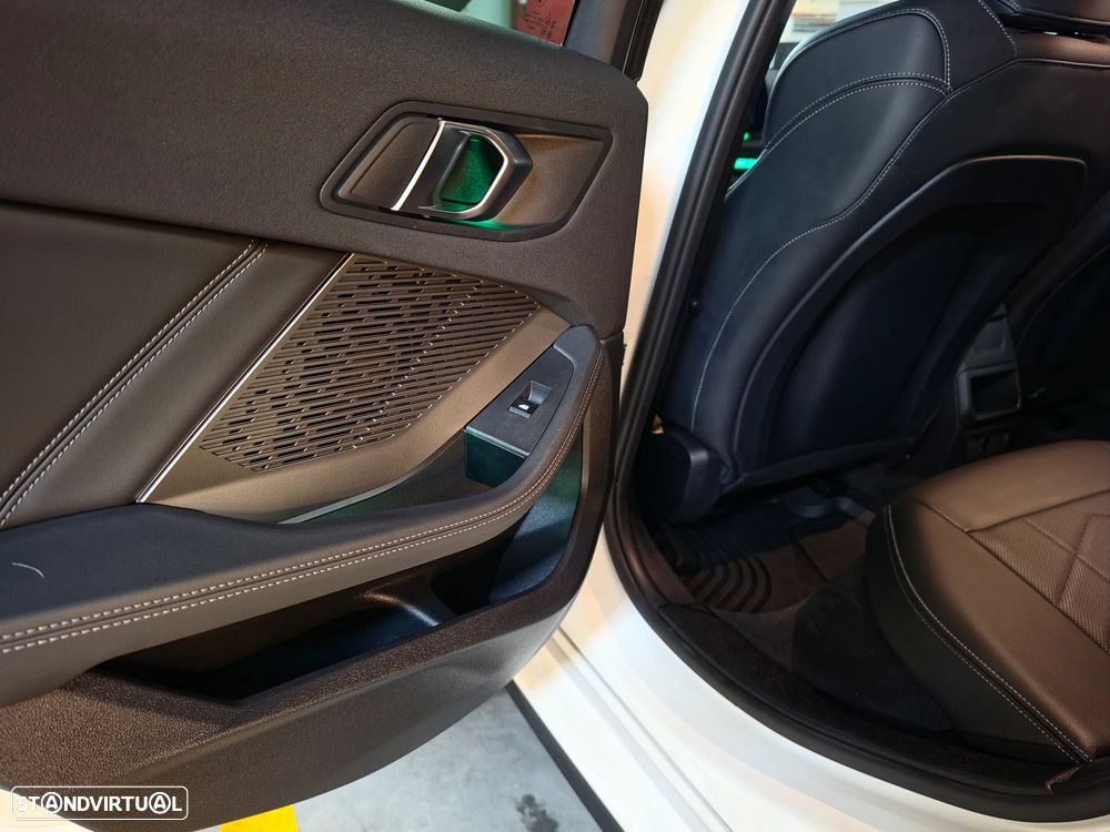 BMW 118 d Pack M Shadow Auto - 13
