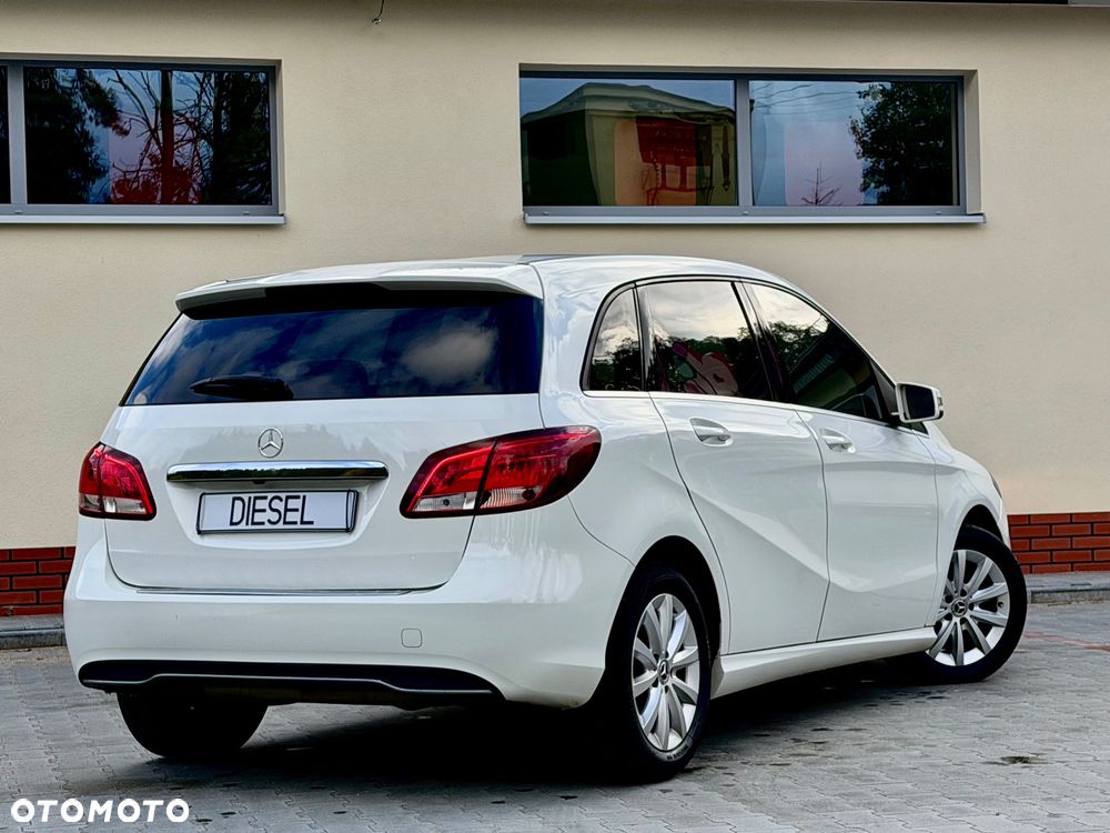 Mercedes-Benz B-Class 2017 photo 3