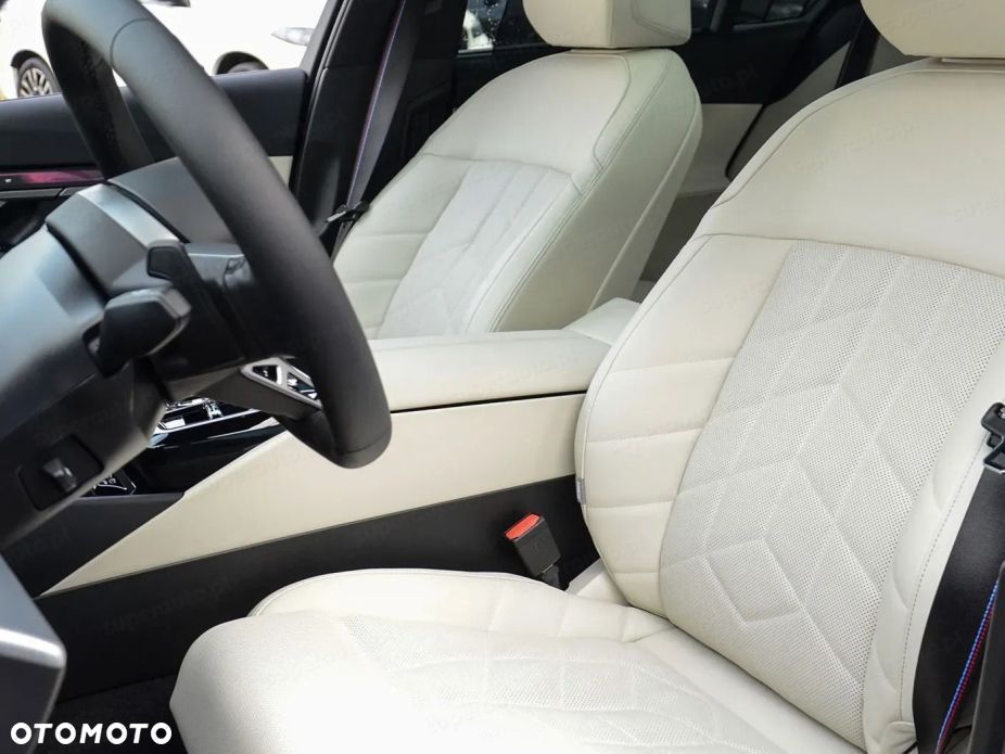 BMW Seria 5 520d xDrive mHEV M Sport - 6
