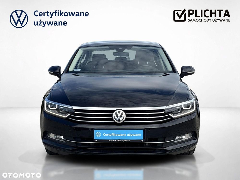 Volkswagen Passat - 9