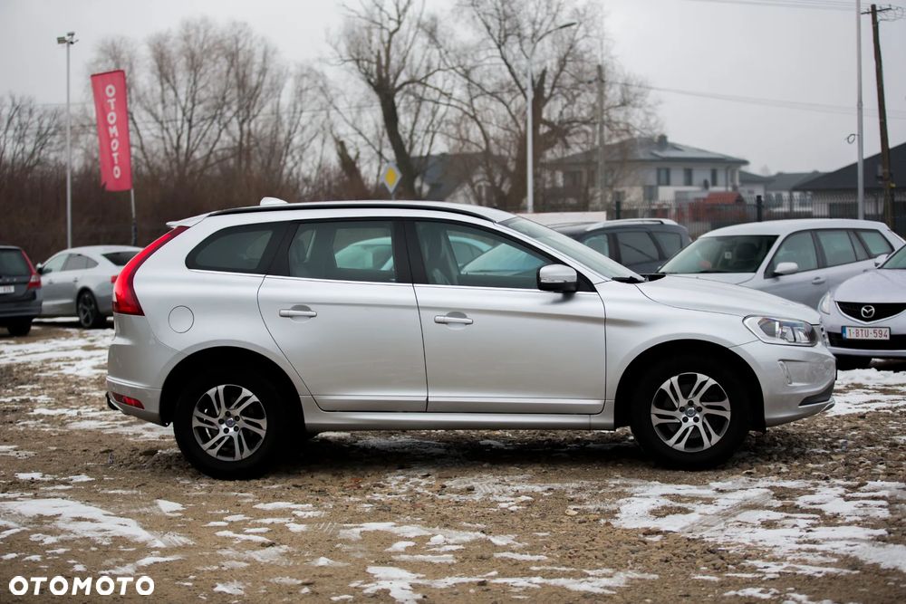 Volvo XC 60 D3 Inscription - 8