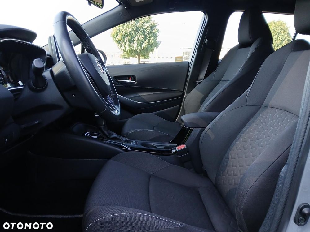 Toyota Corolla 1.8 Hybrid Comfort - 16