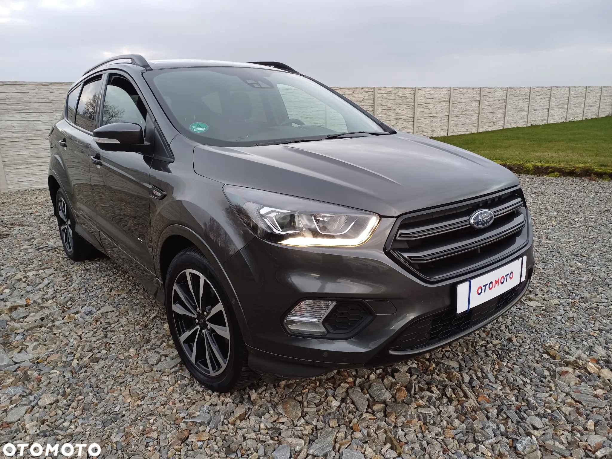 Ford Kuga 2.0 TDCi AWD ST-Line - 2