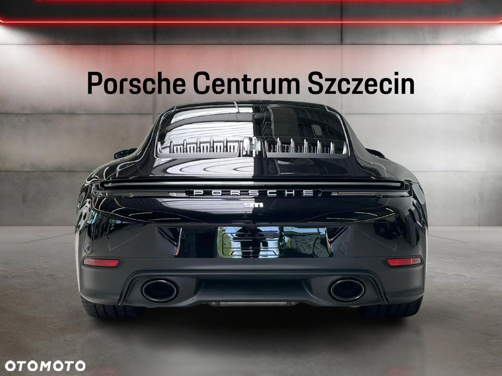 Porsche 911 Carrera S - 4