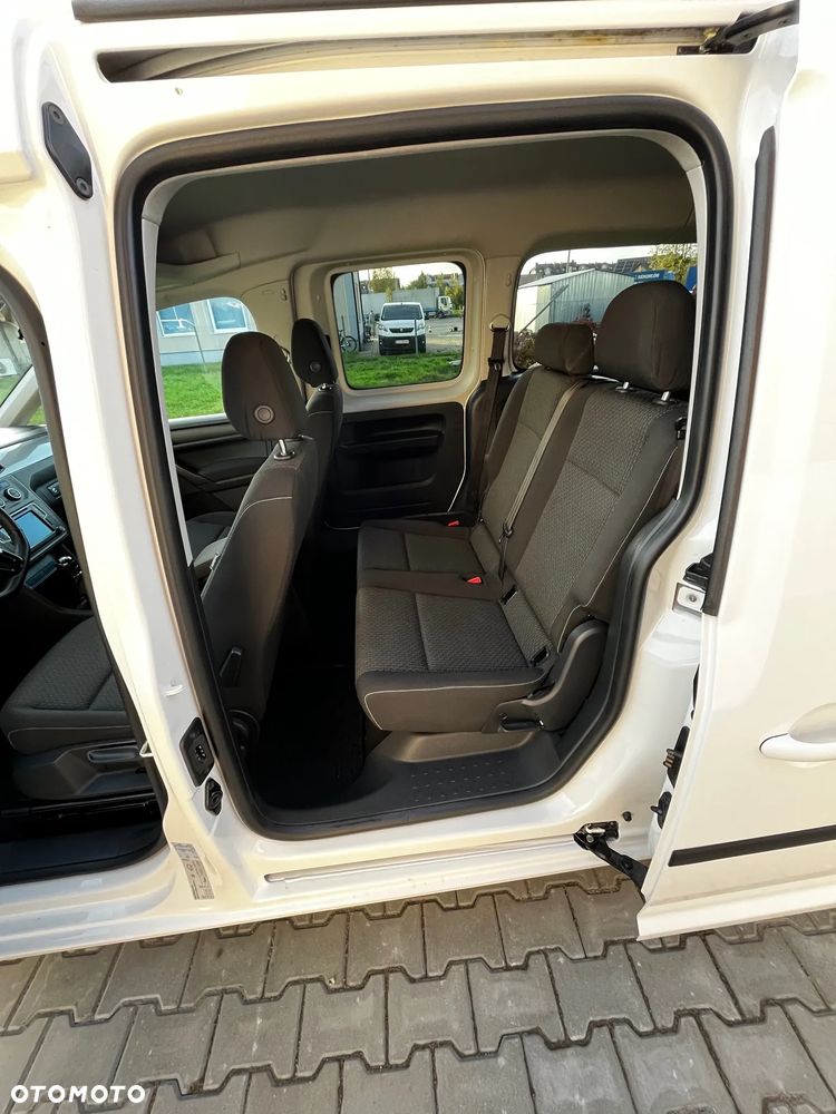 Volkswagen Caddy 2.0 TDI Comfortline - 12
