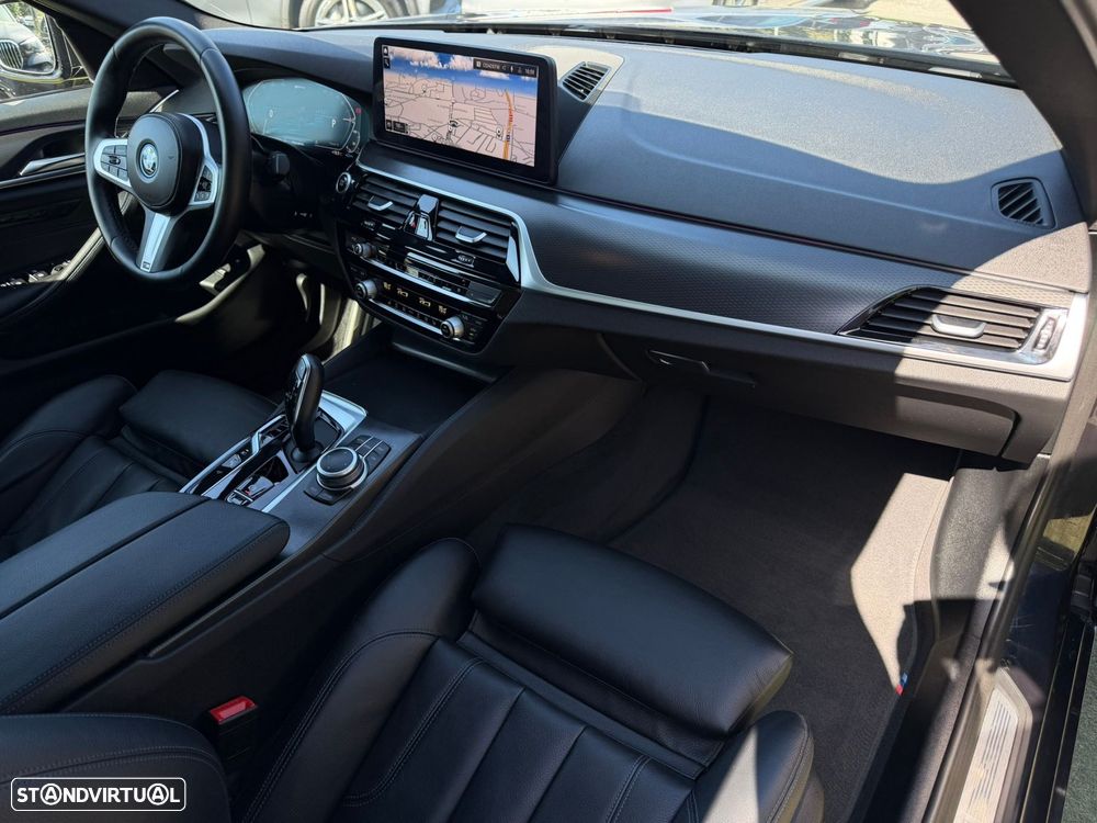 BMW 520 e Pack M — fotografia 20