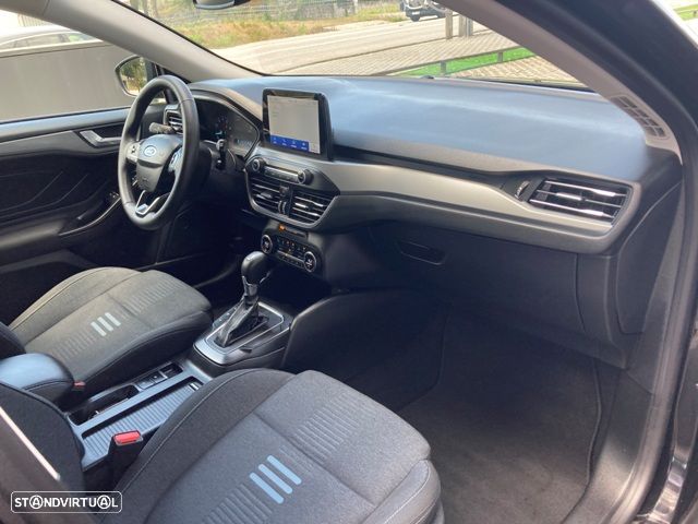 Ford Focus 1.0 EcoBoost Hybrid Aut. ACTIVE DESIGN - 37