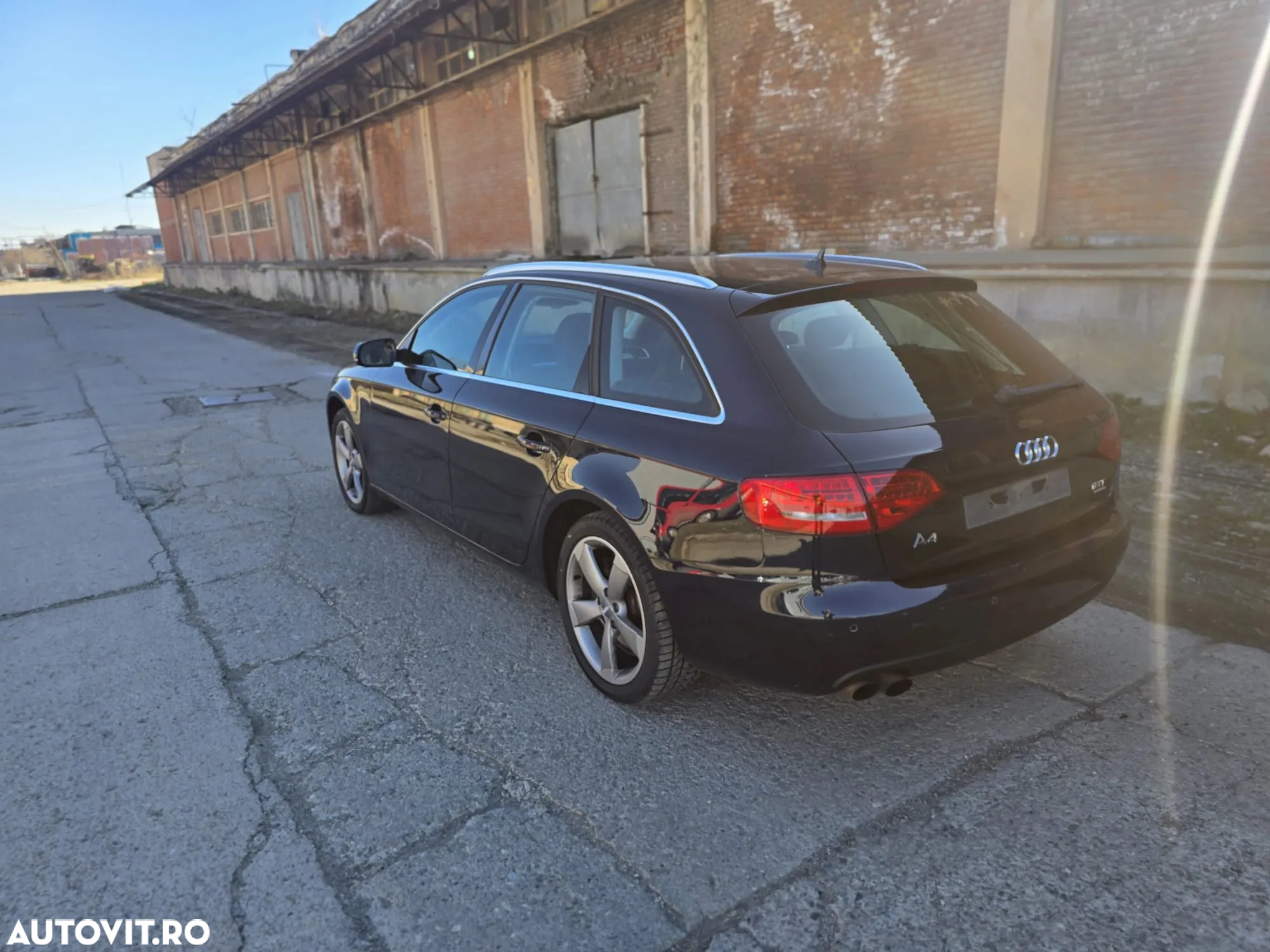 Audi A4 Avant 1.8 TFSI quattro Attraction - 12