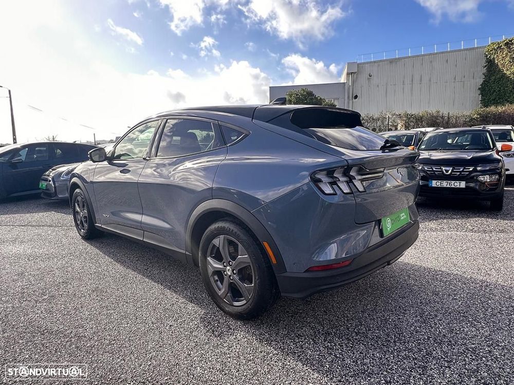 Ford Mustang Mach-E Alargada AWD - 11