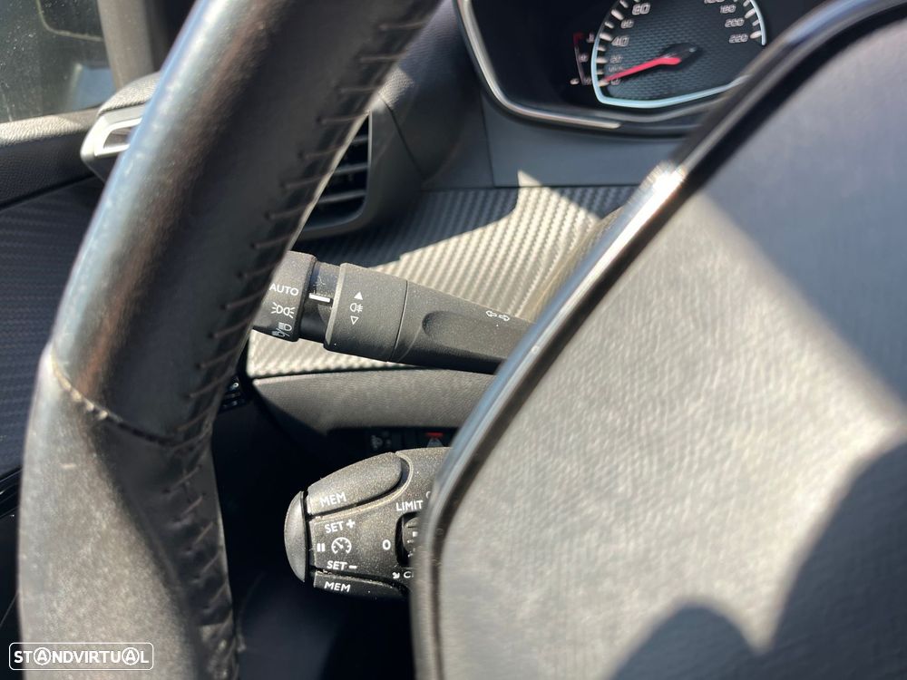 Peugeot 208 1.6 BlueHDi Active - 17